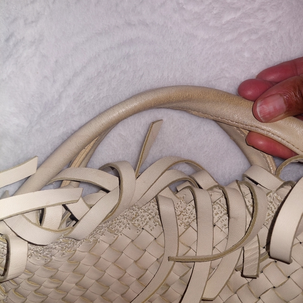 Bottega Veneta Antique Vulcana Tote - Picture 13 of 16